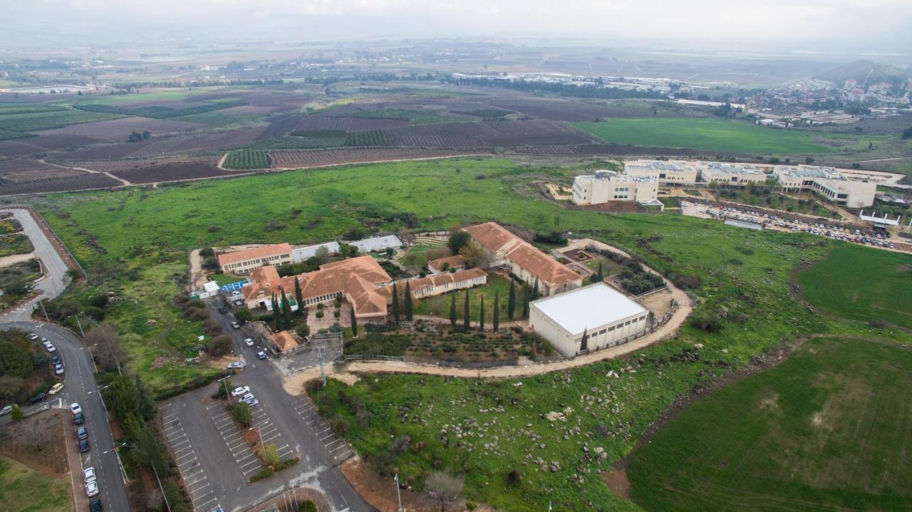 Hi - Tel Hai Hostel كفر جلعادي المظهر الخارجي الصورة